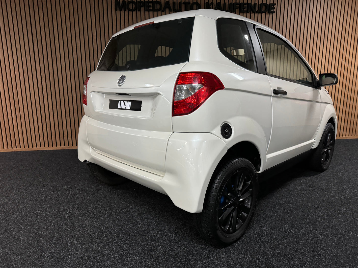 Aixam City Pack Luxe | Multi-Media | Kubota Motor | 45 km/h | Innerhalb 250 KM Kostenlose Lieferung | Mopedauto | Leichtmobile