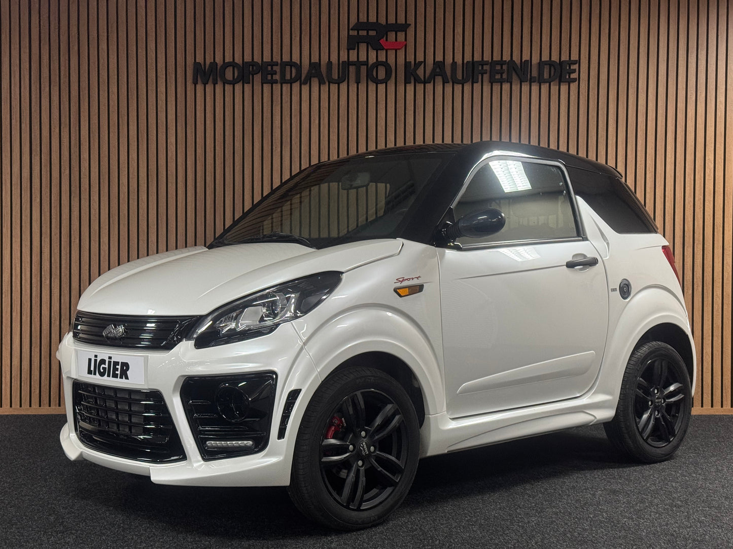 Ligier JS50 Sport 2022  | 8 PS leiser DCI Motor | Rückfahrkamera | Servolenkung | 45 km/h | Innerhalb 250 KM Kostenlose Lieferung | Mopedauto | Leichtmobile