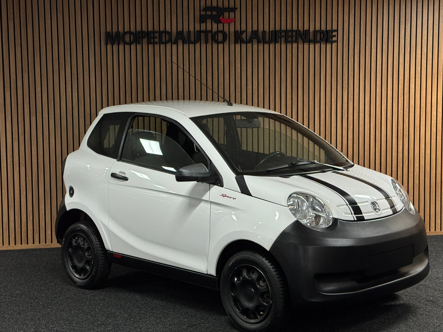 Aixam Minauto Sport 2018 | 8 PS Kubota !! Motor 45 km/h | Innerhalb 250 KM Kostenlose Lieferung | Mopedauto | Leichtmobile