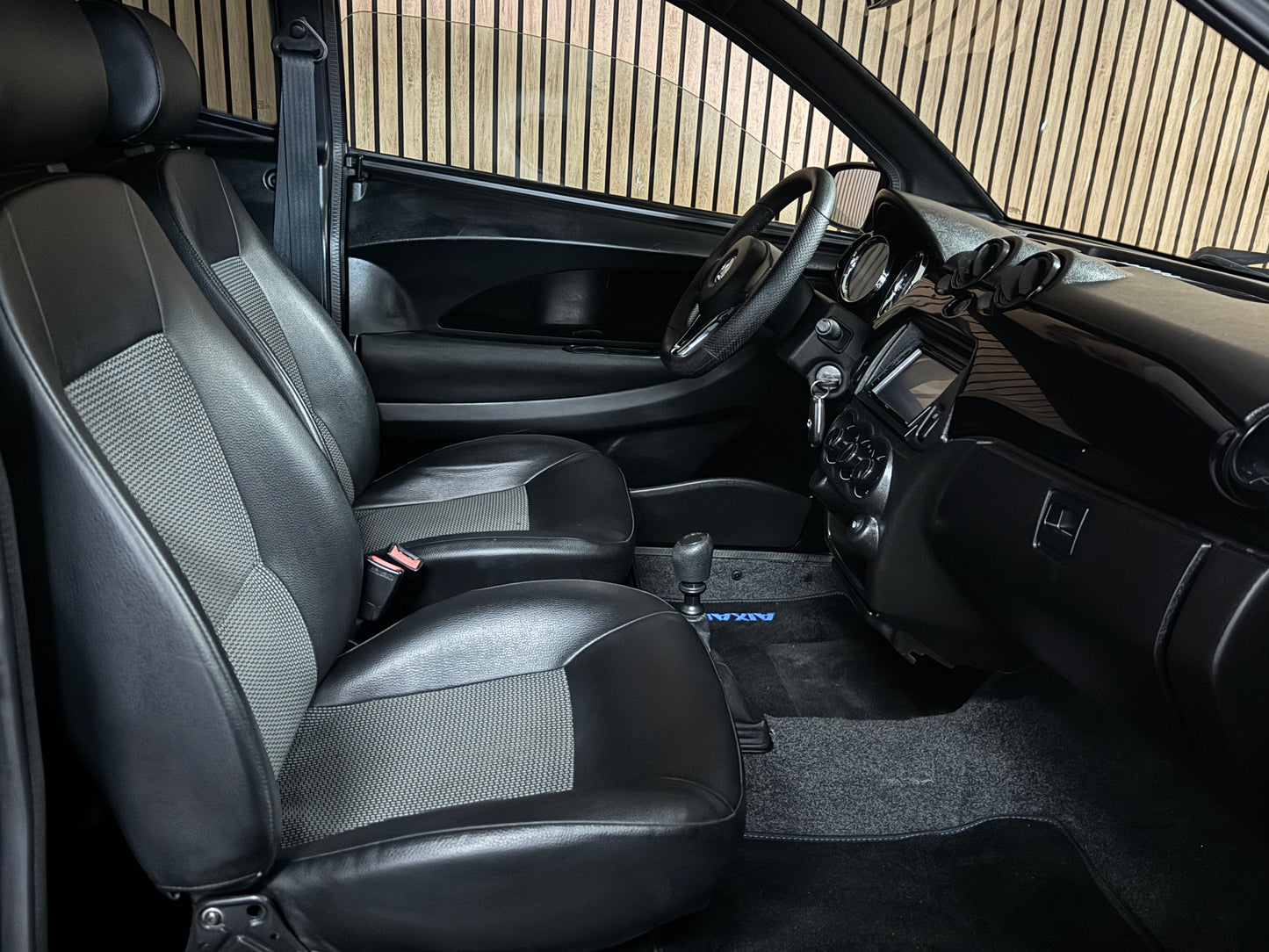 Aixam Coupé GTO | 45 km/h | Innerhalb 250 KM Kostenlose Lieferung | Mopedauto | Leichtmobile | Aixam | Microcar | Ligier