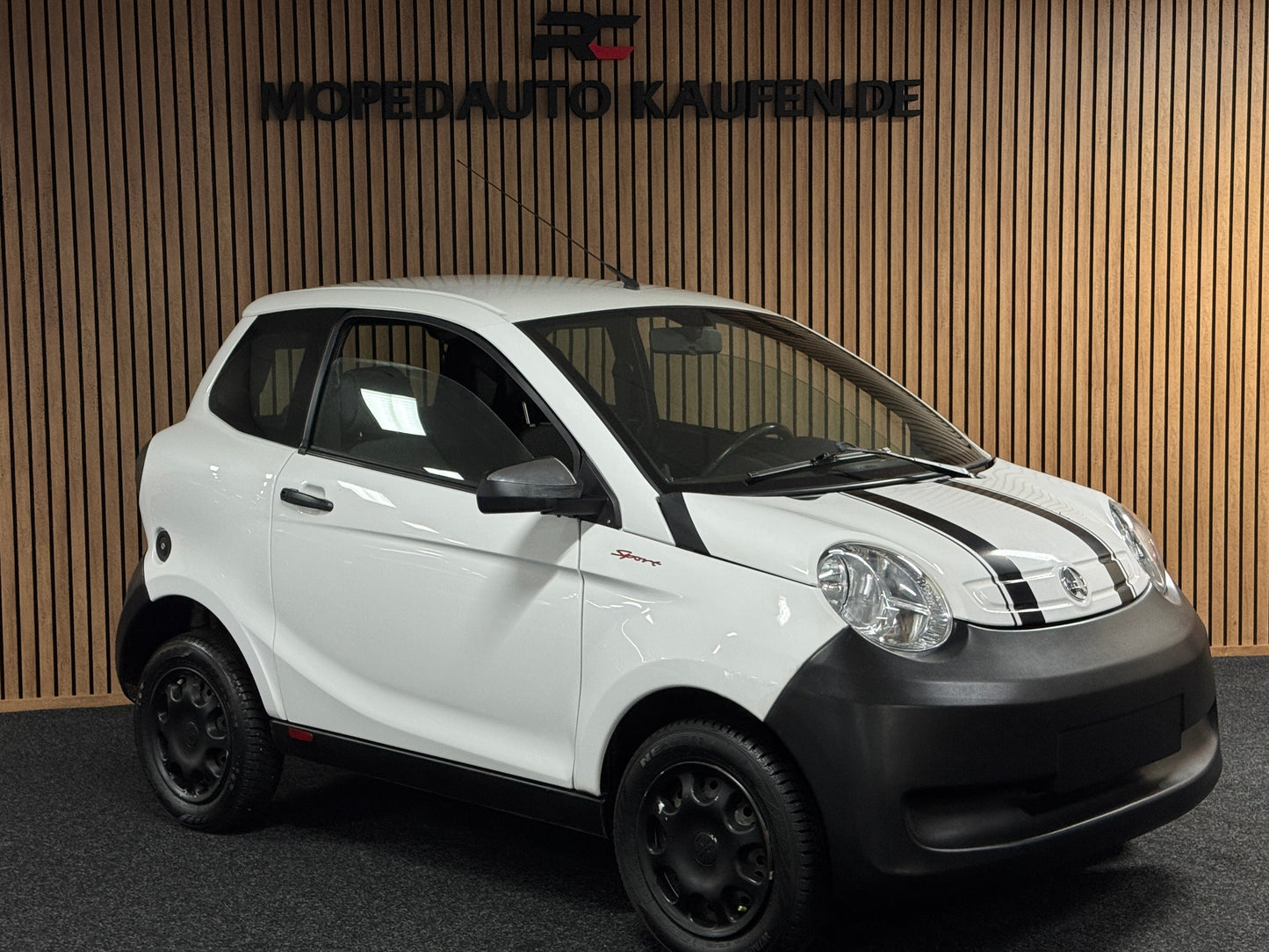 Aixam Minauto Sport 2018 | 8 PS Kubota !! Motor 45 km/h | Innerhalb 250 KM Kostenlose Lieferung | Mopedauto | Leichtmobile
