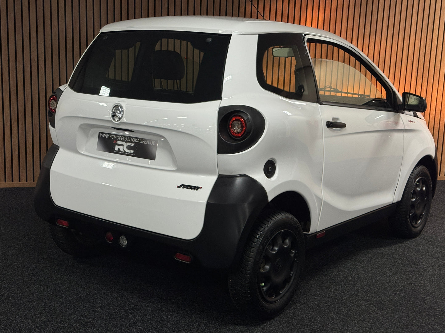 Aixam Minauto Sport 2018 | 8 PS Kubota !! Motor 45 km/h | Innerhalb 250 KM Kostenlose Lieferung | Mopedauto | Leichtmobile