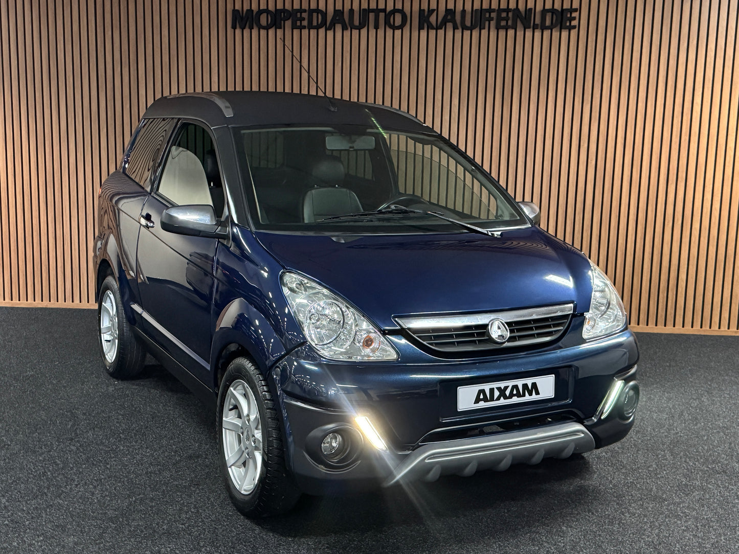 Aixam Crossover XXL | 8 PS Kubota Motor | 45 km/h | Innerhalb 250 KM Kostenlose Lieferung | Mopedauto | Leichtmobile