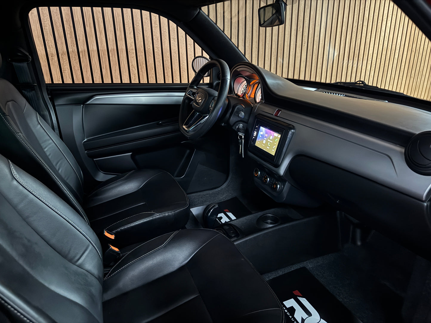 Ligier JS50 L Sport 2023 ! | 8 PS Motor | 45 km/h | Rückfahrkamera | Innerhalb 250 KM Kostenlose Lieferung | Mopedauto | Leichtmobile