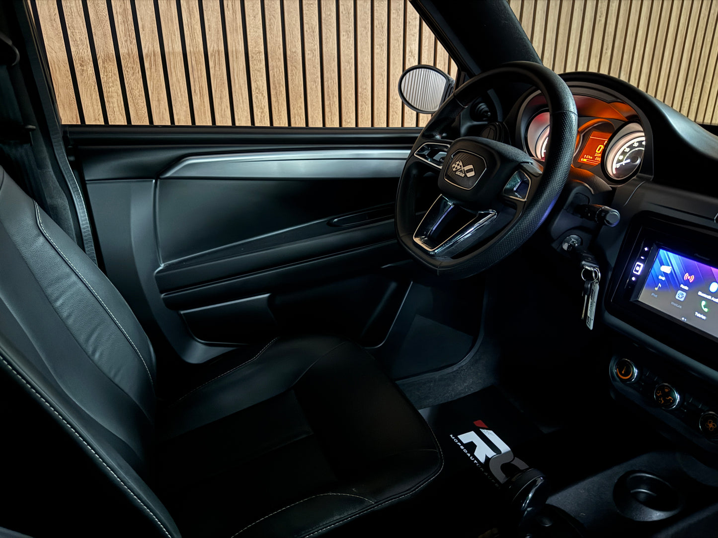 Ligier JS50 L Sport 2023 ! | 8 PS Motor | 45 km/h | Rückfahrkamera | Innerhalb 250 KM Kostenlose Lieferung | Mopedauto | Leichtmobile