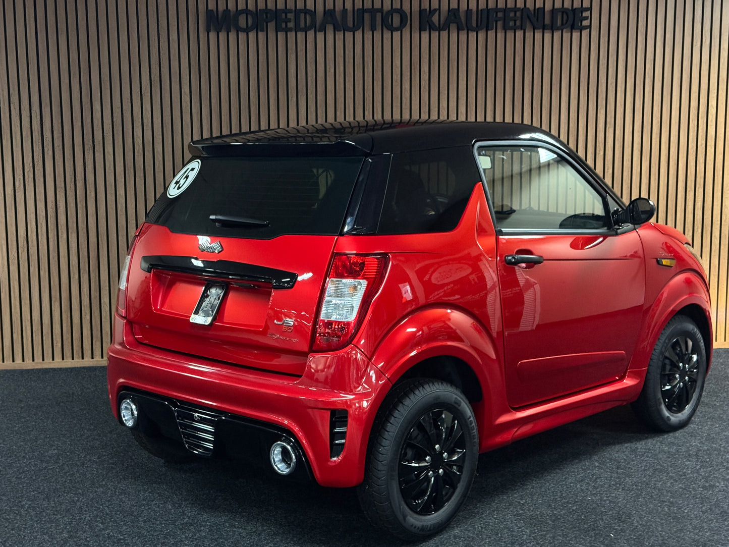 Ligier JS50 L Sport 2023 ! | 8 PS Motor | 45 km/h | Rückfahrkamera | Innerhalb 250 KM Kostenlose Lieferung | Mopedauto | Leichtmobile