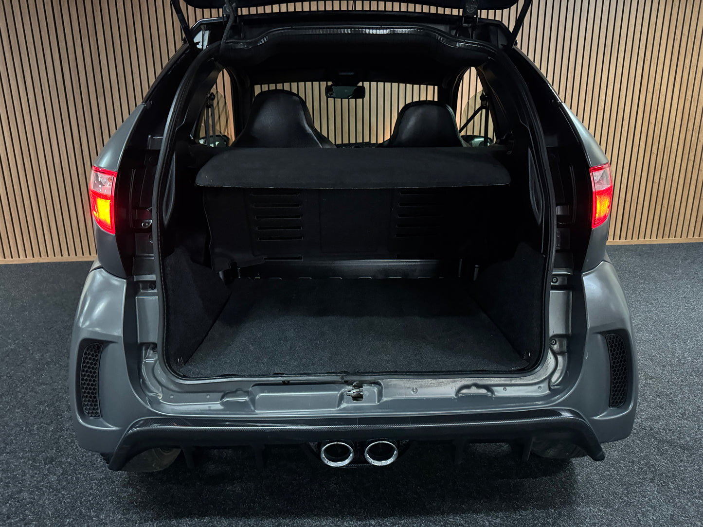 Aixam GTI Sport Matt Grau | Rückfahrkamera | 45 km/h | Innerhalb 250 KM Kostenlose Lieferung | Mopedauto | Leichtmobile | Aixam | Microcar | Ligier