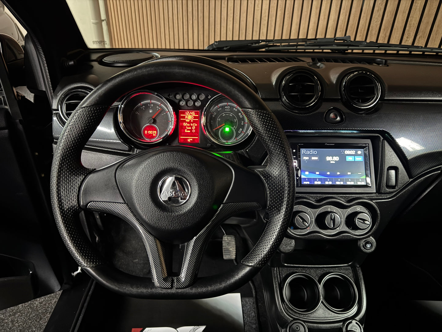 Aixam GTI Sport Matt Grau | Rückfahrkamera | 45 km/h | Innerhalb 250 KM Kostenlose Lieferung | Mopedauto | Leichtmobile | Aixam | Microcar | Ligier