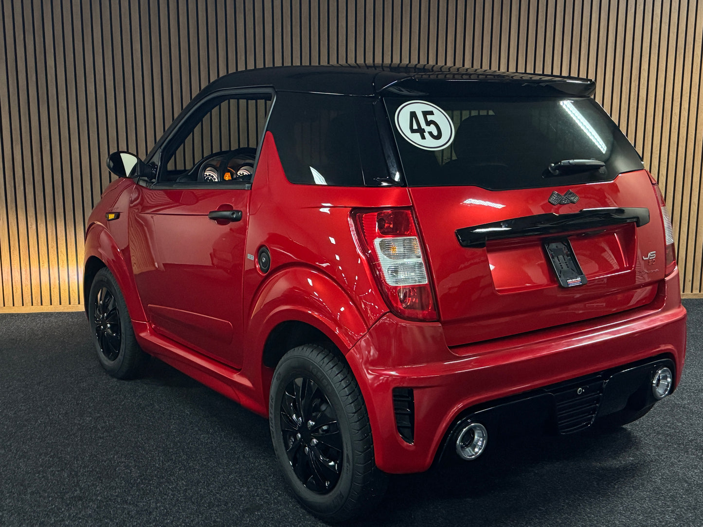 Ligier JS50 L Sport 2023 ! | 8 PS Motor | 45 km/h | Rückfahrkamera | Innerhalb 250 KM Kostenlose Lieferung | Mopedauto | Leichtmobile