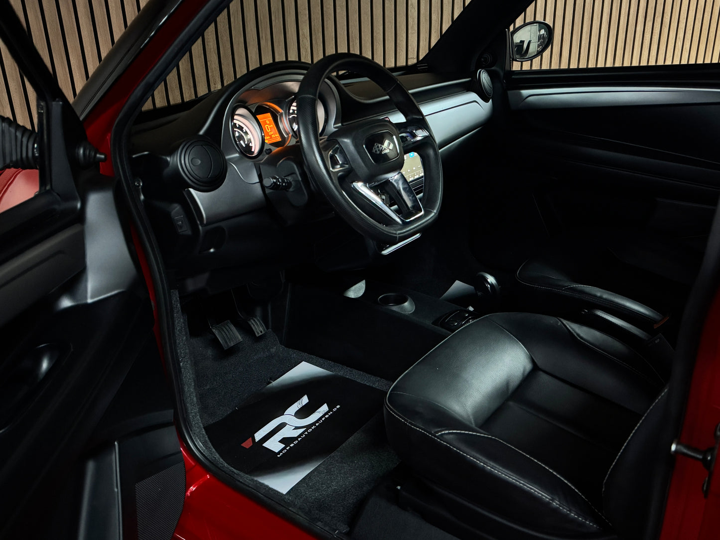Ligier JS50 L Sport 2023 ! | 8 PS Motor | 45 km/h | Rückfahrkamera | Innerhalb 250 KM Kostenlose Lieferung | Mopedauto | Leichtmobile