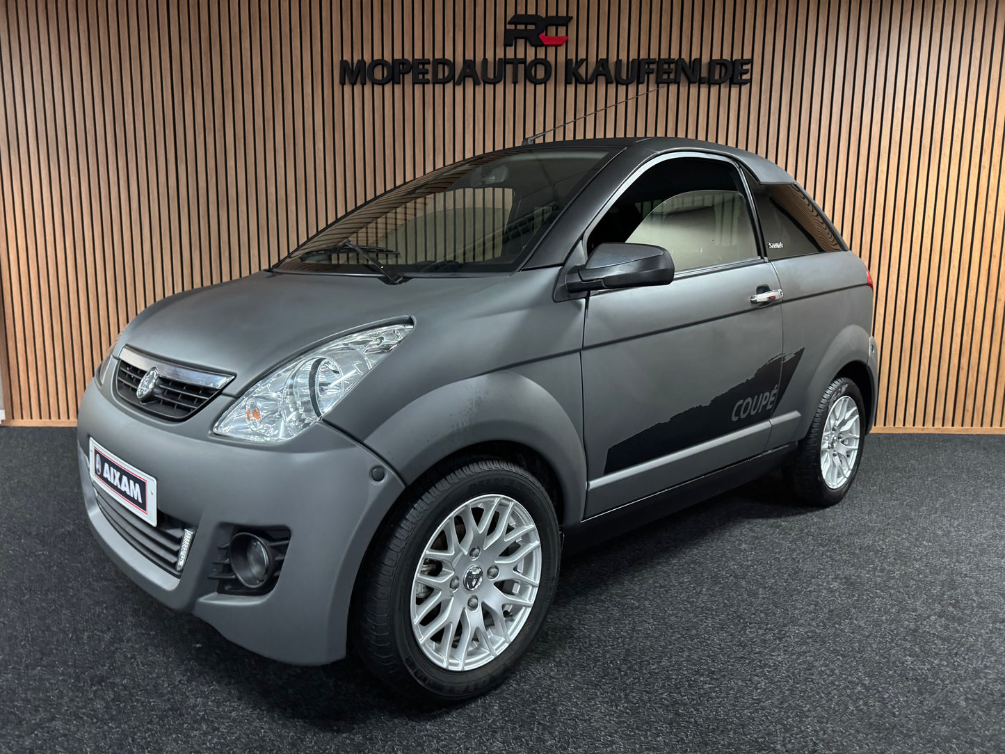 Aixam Coupé Sport | 45 km/h | Innerhalb 250 KM Kostenlose Lieferung | Mopedauto | Leichtmobile | Aixam | Microcar | Ligier