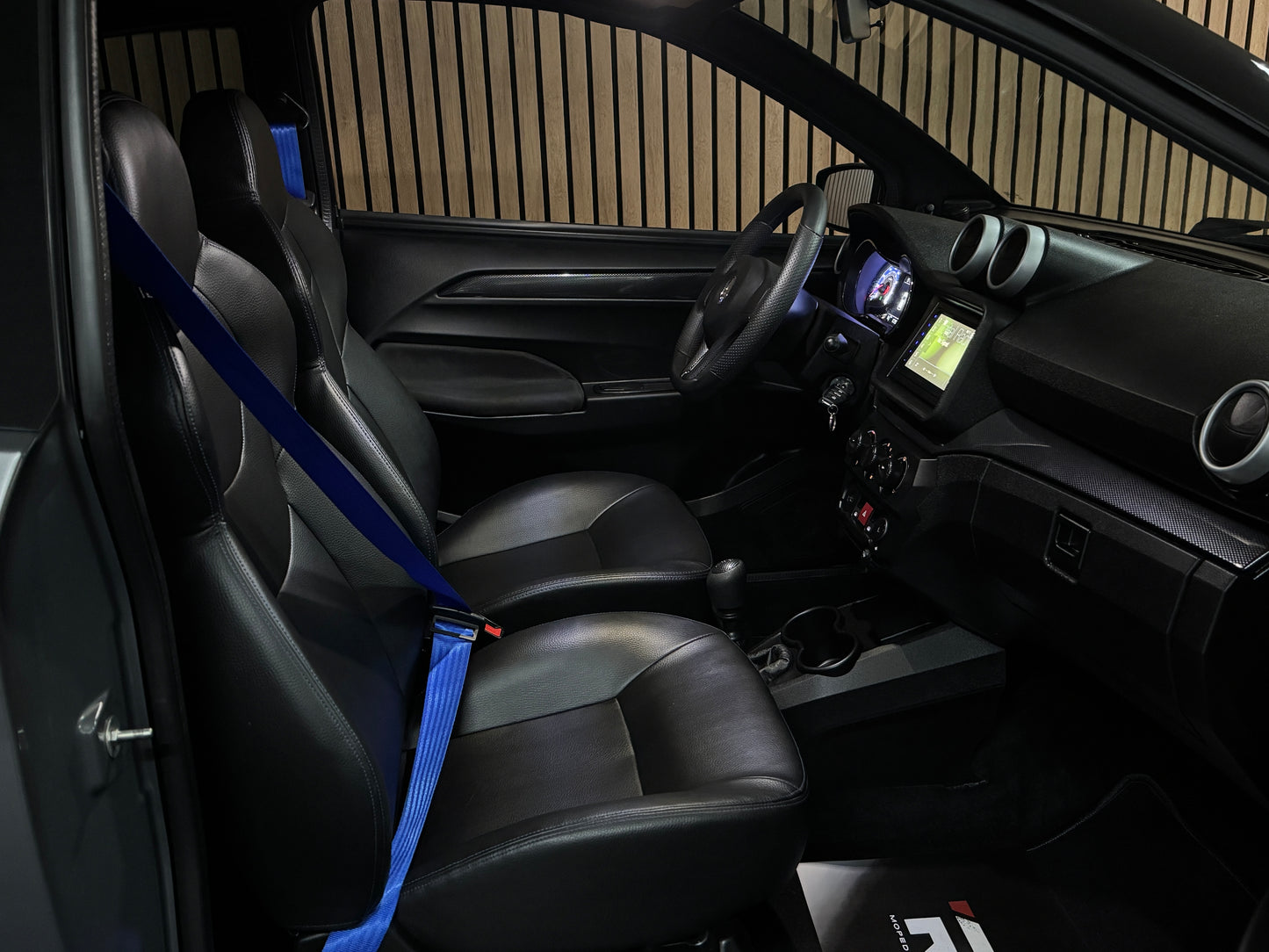 Aixam Sport Coupé GTI Matt Grau| 8 PS Kubota Motor | Rückfahrkamera | 45 km/h | Innerhalb 250 KM Kostenlose Lieferung | Mopedauto | Leichtmobile