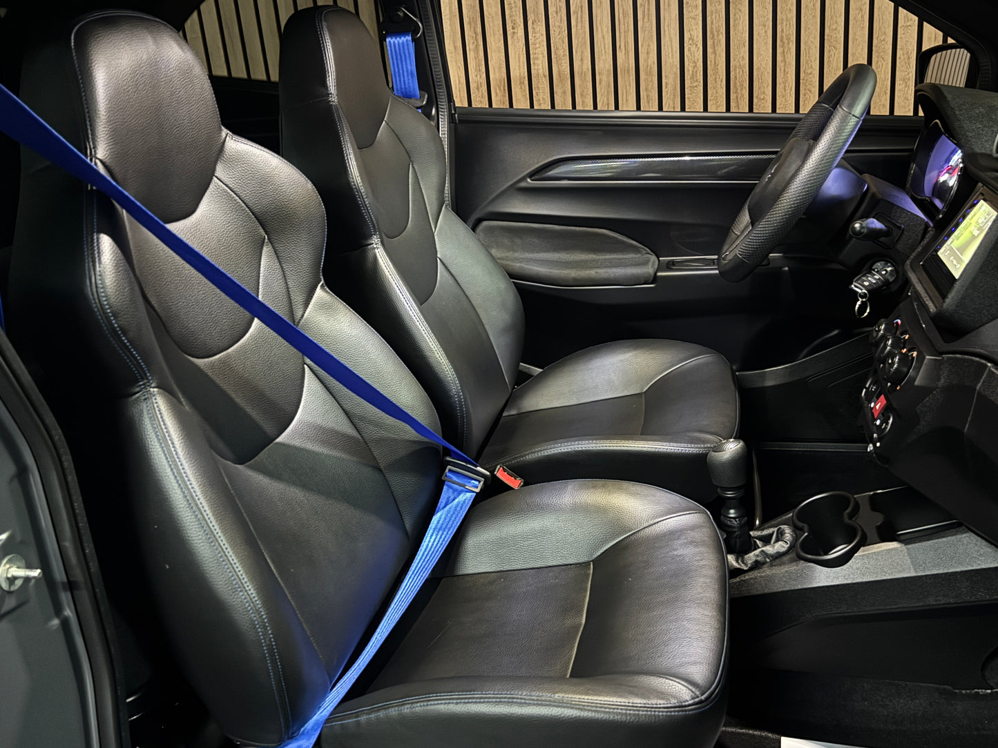 Aixam Sport Coupé GTI Matt Grau| 8 PS Kubota Motor | Rückfahrkamera | 45 km/h | Innerhalb 250 KM Kostenlose Lieferung | Mopedauto | Leichtmobile