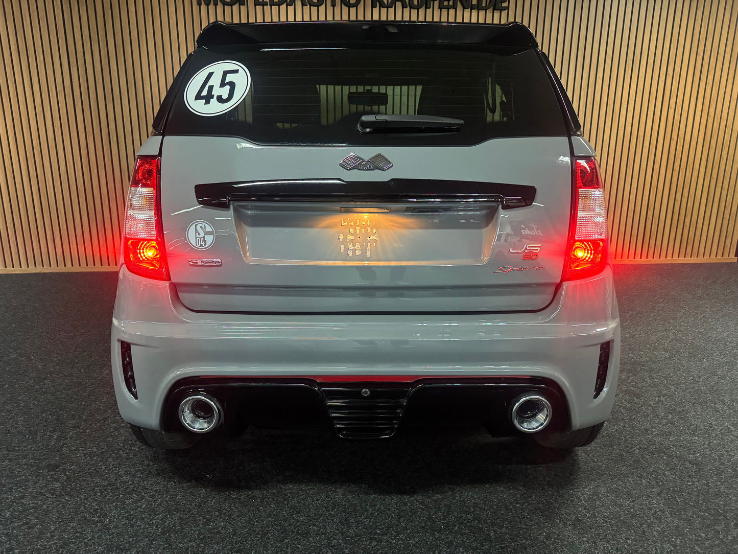 Ligier JS50 Nardo Grau Ultimate Sport | 8 PS Leiser DCI Motor / Apple carplay | Servolenkung | 45 km/h | Innerhalb 250 KM Kostenlose Lieferung | Mopedauto | Leichtmobile