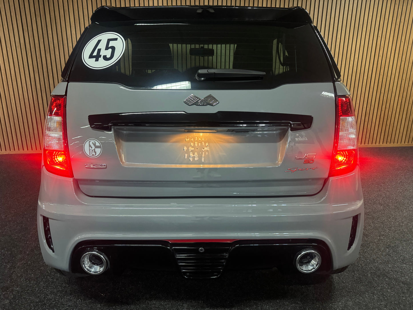 Ligier JS50 Nardo Grau Ultimate Sport | 8 PS Leiser DCI Motor / Apple carplay | Servolenkung | 45 km/h | Innerhalb 250 KM Kostenlose Lieferung | Mopedauto | Leichtmobile