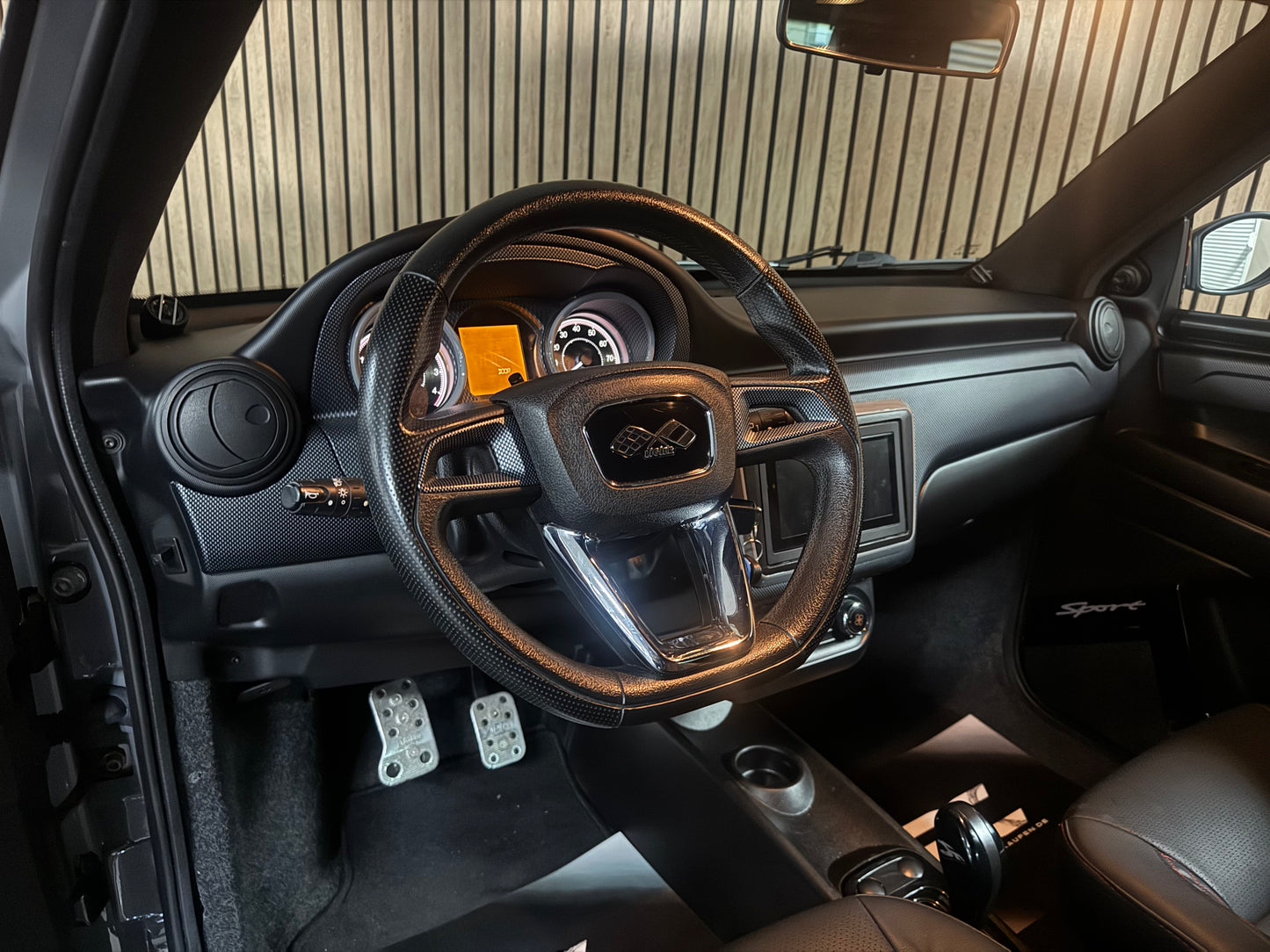 Ligier JS50 Nardo Grau Ultimate Sport | 8 PS Leiser DCI Motor / Apple carplay | Servolenkung | 45 km/h | Innerhalb 250 KM Kostenlose Lieferung | Mopedauto | Leichtmobile