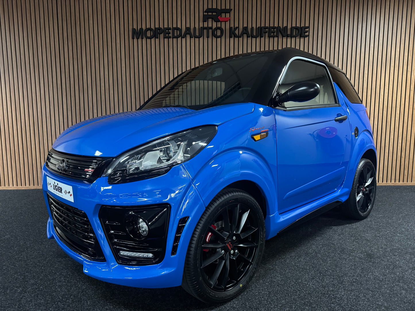 Ligier JS50 Ultimate Sport | 2014 KM | 8 PS Leiser DCI Motor | Rückfahrkamera |  Servolenkung | 45 km/h | Innerhalb 250 KM Kostenlose Lieferung | Mopedauto | Leichtmobile