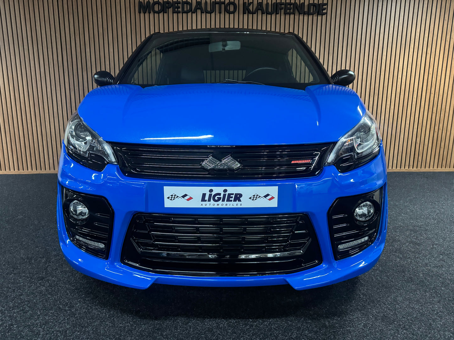 Ligier JS50 Ultimate Sport | 2014 KM | 8 PS Leiser DCI Motor | Rückfahrkamera |  Servolenkung | 45 km/h | Innerhalb 250 KM Kostenlose Lieferung | Mopedauto | Leichtmobile