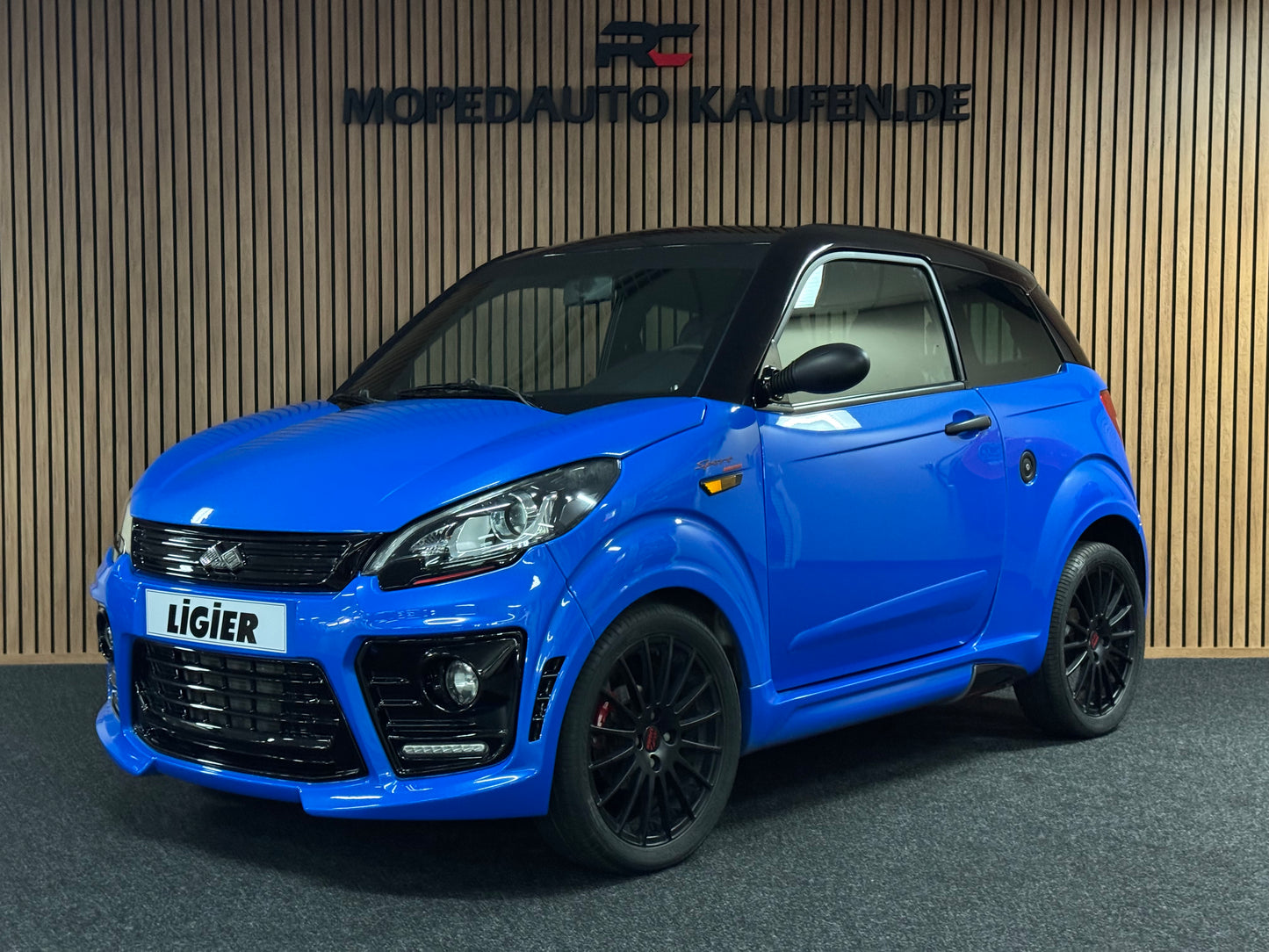 Ligier JS50 Ultimate Sport |  8 PS leiser DCI Motor | 45 km/h | Rückfahrkamera | Innerhalb 250 KM Kostenlose Lieferung | Mopedauto | Leichtmobile