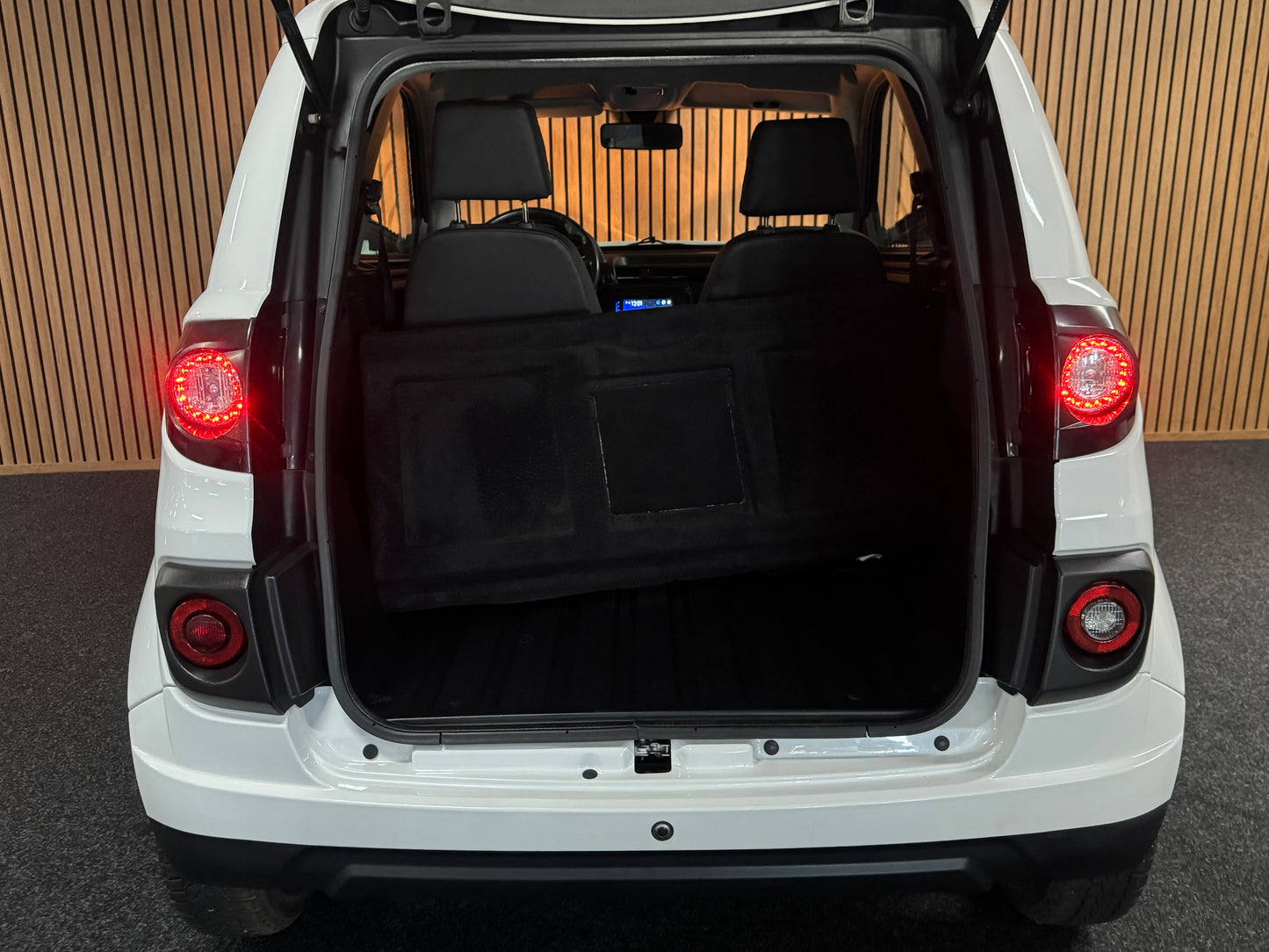 Microcar Mgo + | 8 PS Lombardini | 45 km/h | Innerhalb 250 KM Kostenlose Lieferung | Mopedauto | Leichtmobile