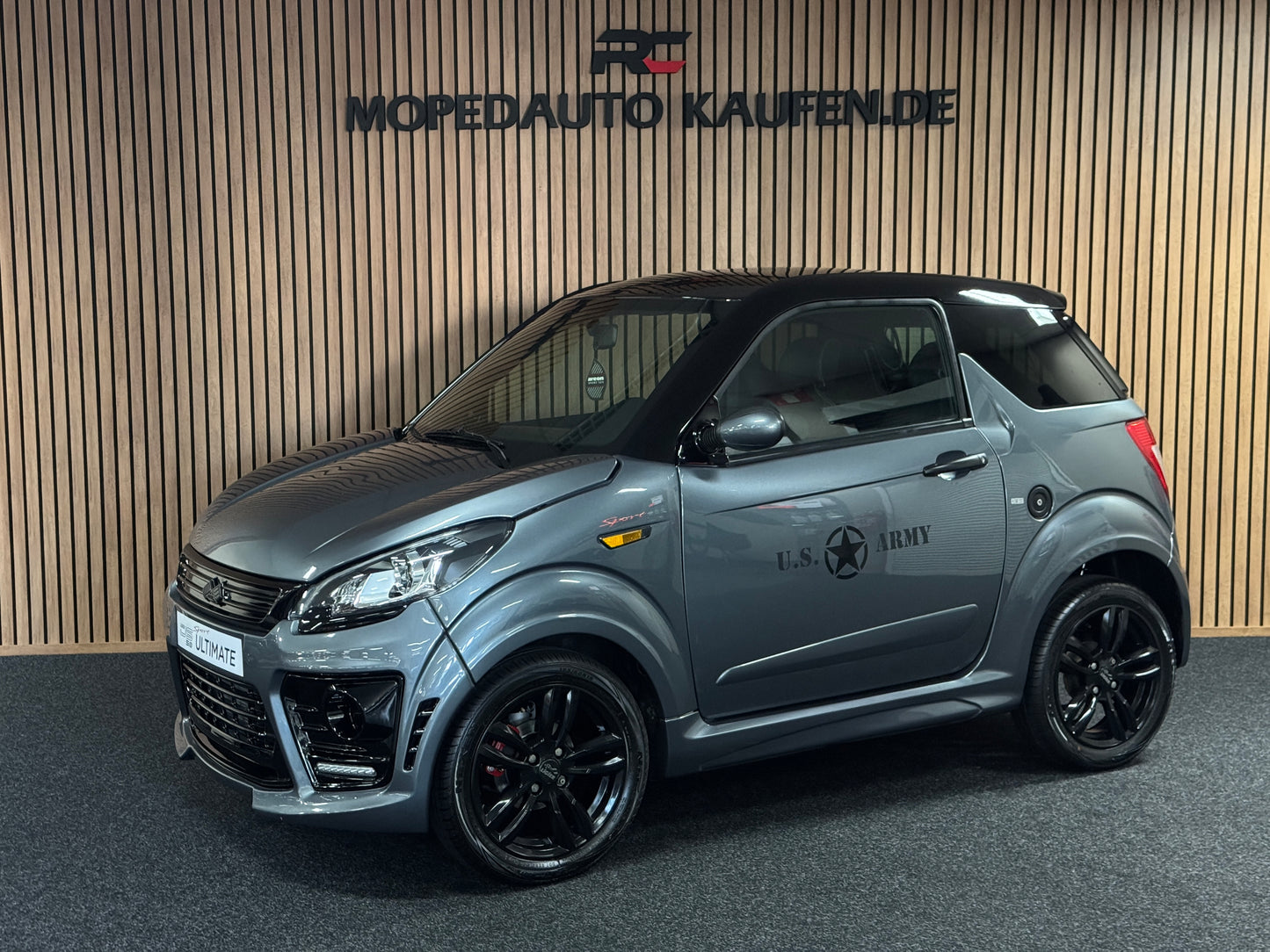 Ligier JS50 Sport / Leiser DCI Motor / Spotify DAB+ Servolenkung | 45 km/h | Innerhalb 250 KM Kostenlose Lieferung | Mopedauto | Leichtmobile