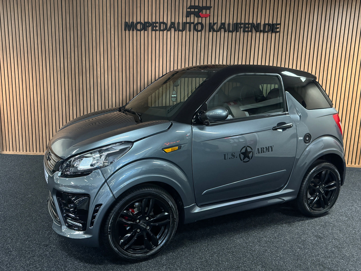 Ligier JS50 Sport / Leiser DCI Motor / Spotify DAB+ Servolenkung | 45 km/h | Innerhalb 250 KM Kostenlose Lieferung | Mopedauto | Leichtmobile