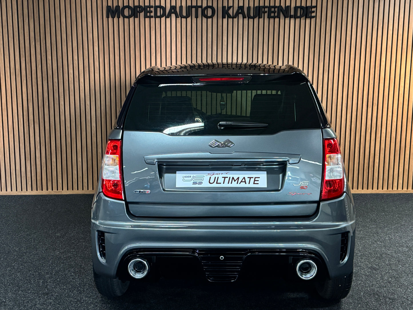 Ligier JS50 Sport / Leiser DCI Motor / Spotify DAB+ Servolenkung | 45 km/h | Innerhalb 250 KM Kostenlose Lieferung | Mopedauto | Leichtmobile