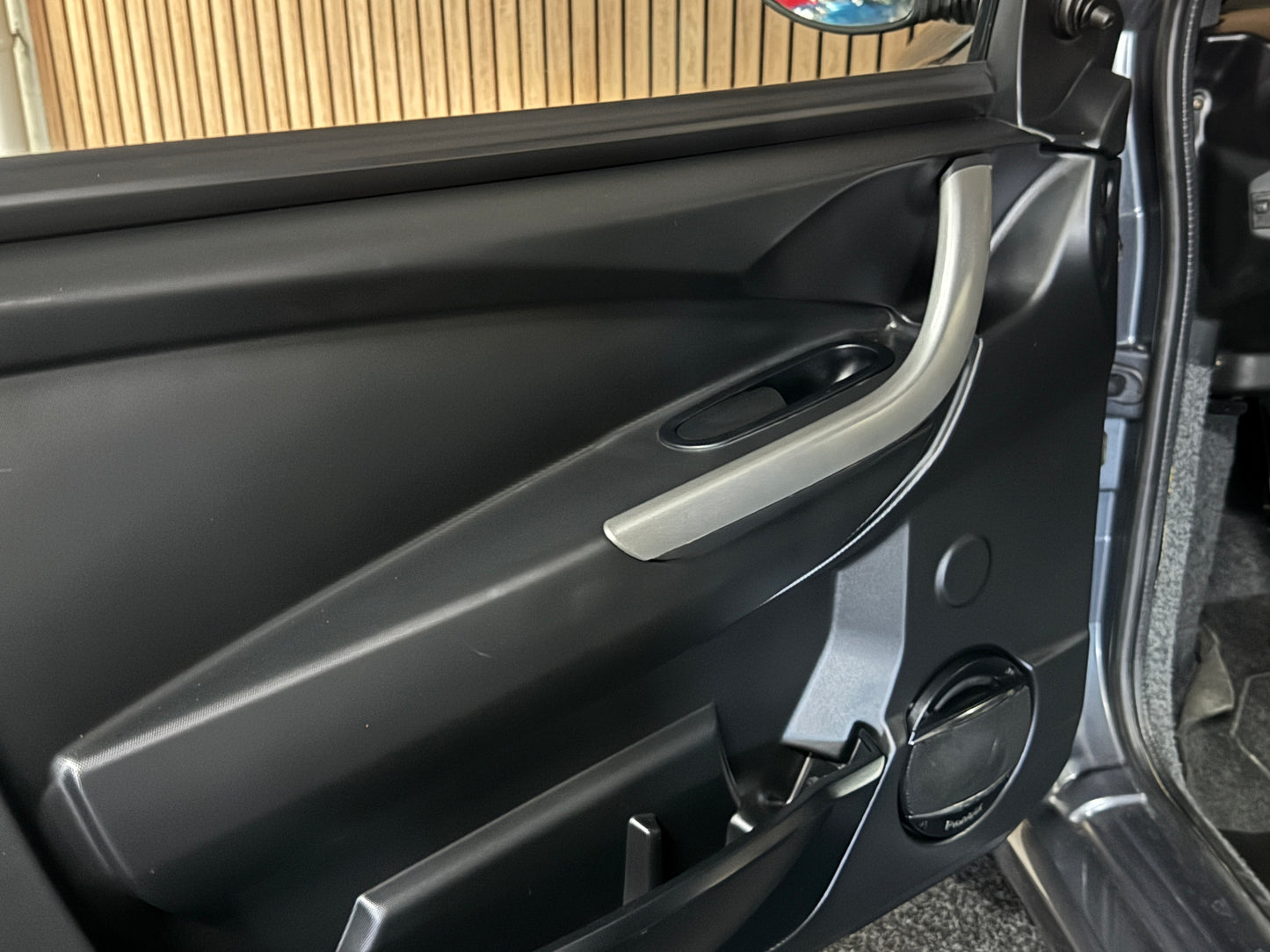 Ligier JS50 Sport / Leiser DCI Motor / Spotify DAB+ Servolenkung | 45 km/h | Innerhalb 250 KM Kostenlose Lieferung | Mopedauto | Leichtmobile