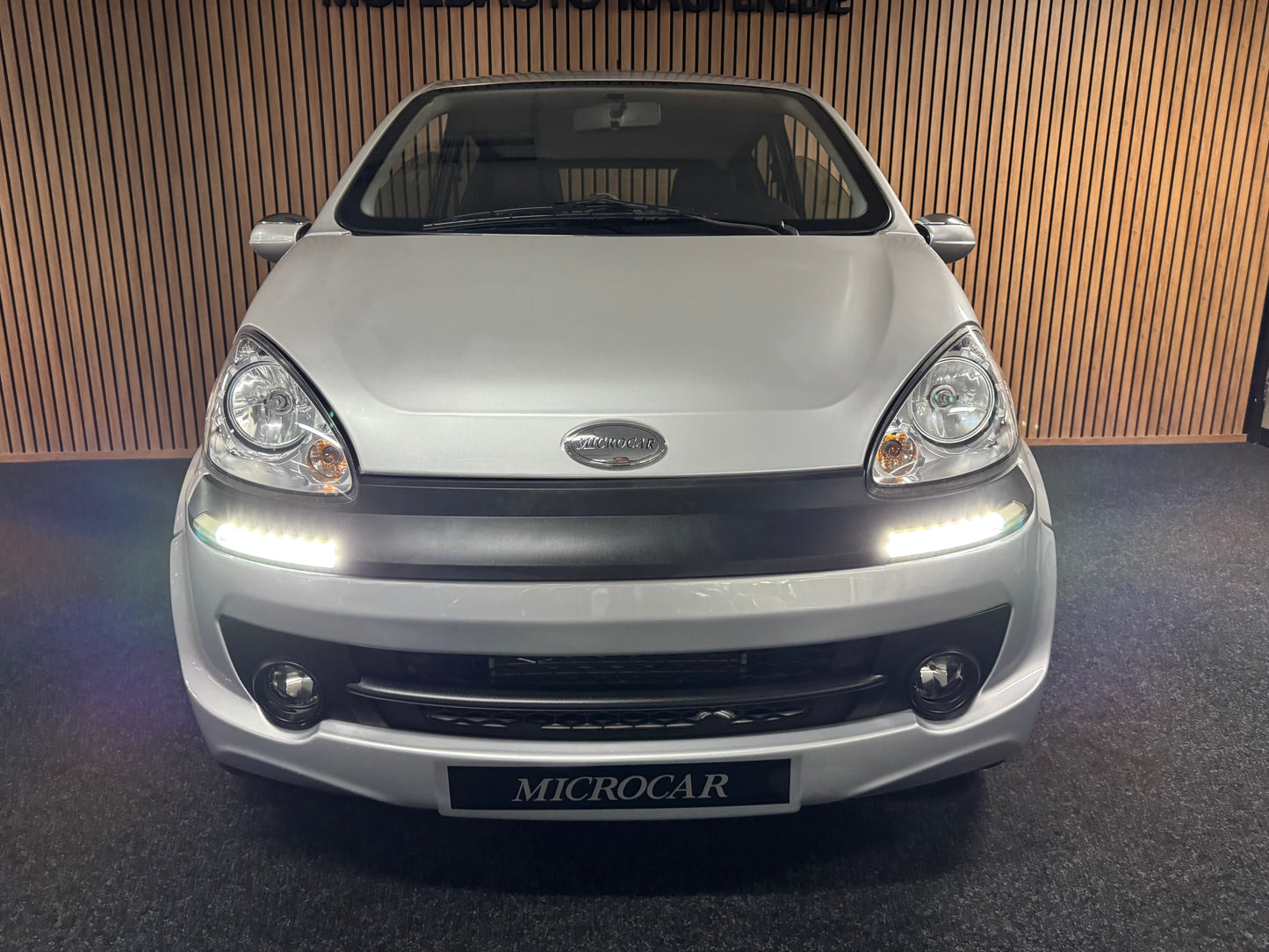 Microcar Mgo SXI | 7775 KM | *NETT* | Airbag | leiser DCI Motor | 45 km/h | Innerhalb 250 KM Kostenlose Lieferung | Mopedauto | Leichtmobile