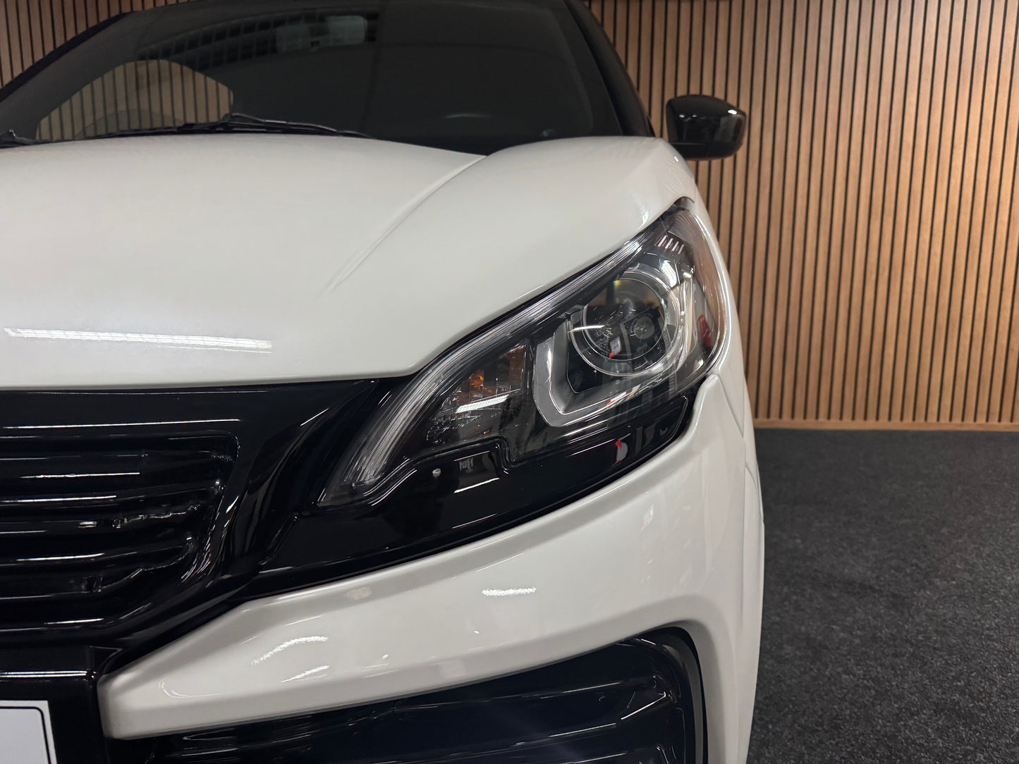 Ligier JS50 / 56 Facelift | Servolenkung | Rückfahrkamera | 8 PS leiser DCI Motor | 45 km/h | Rückfahrkamera | Innerhalb 250 KM Kostenlose Lieferung | Mopedauto | Leichtmobile