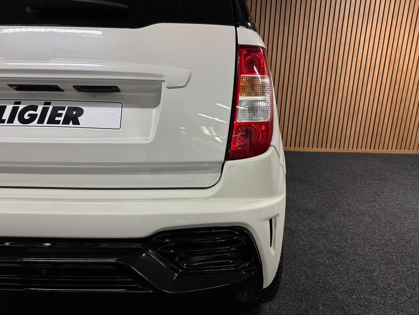 Ligier JS50 / 56 Facelift | Servolenkung | Rückfahrkamera | 8 PS leiser DCI Motor | 45 km/h | Rückfahrkamera | Innerhalb 250 KM Kostenlose Lieferung | Mopedauto | Leichtmobile