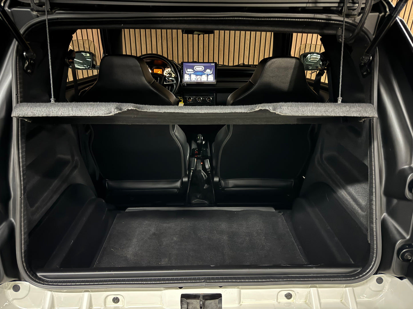 Ligier JS50 / 56 Facelift | Servolenkung | Rückfahrkamera | 8 PS leiser DCI Motor | 45 km/h | Rückfahrkamera | Innerhalb 250 KM Kostenlose Lieferung | Mopedauto | Leichtmobile