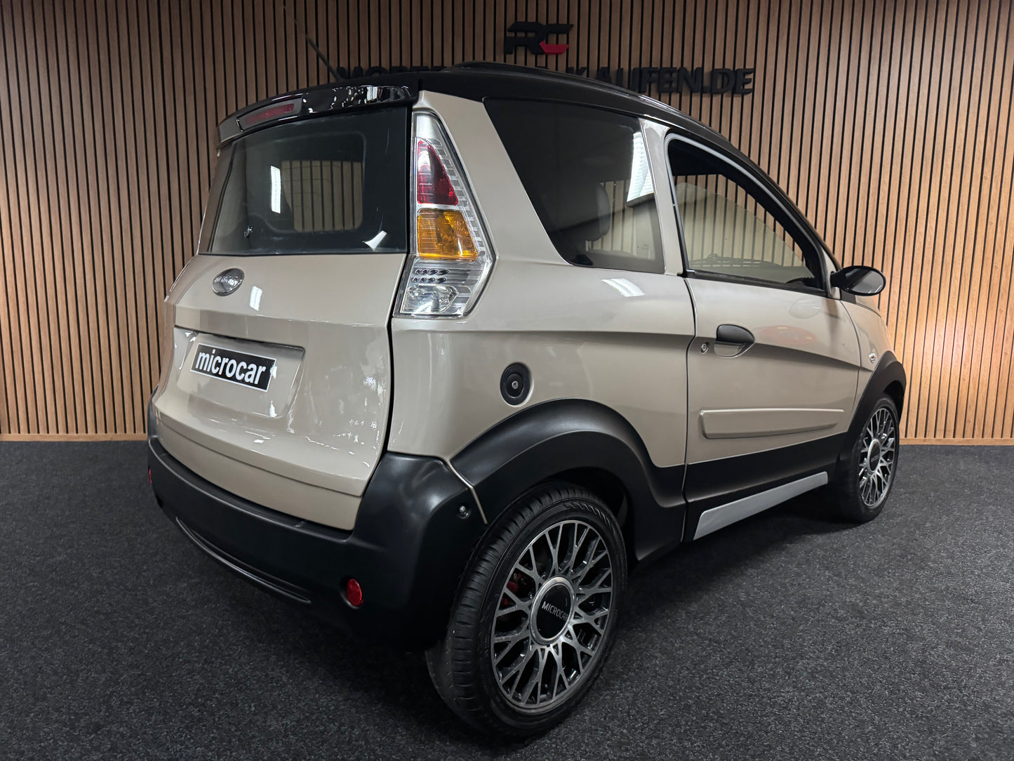 Microcar Mgo Paris | leiser DCI Motor | 45 km/h | Innerhalb 250 KM Kostenlose Lieferung | Mopedauto | Leichtmobile