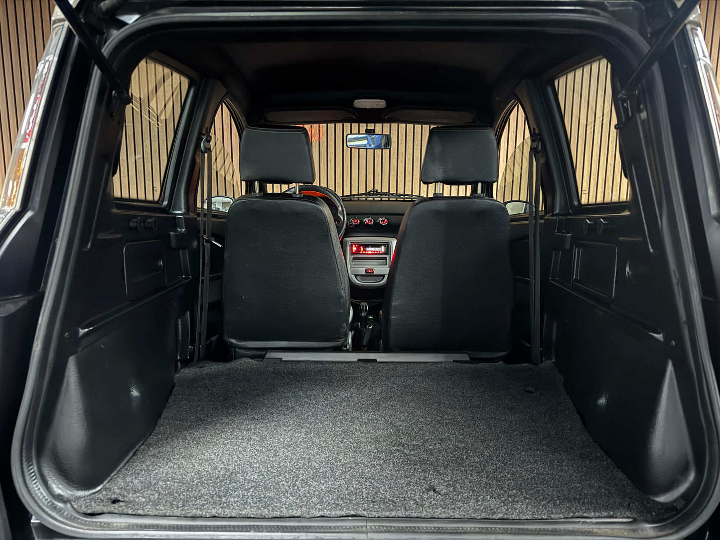 Microcar Mgo Paris | leiser DCI Motor | 45 km/h | Innerhalb 250 KM Kostenlose Lieferung | Mopedauto | Leichtmobile