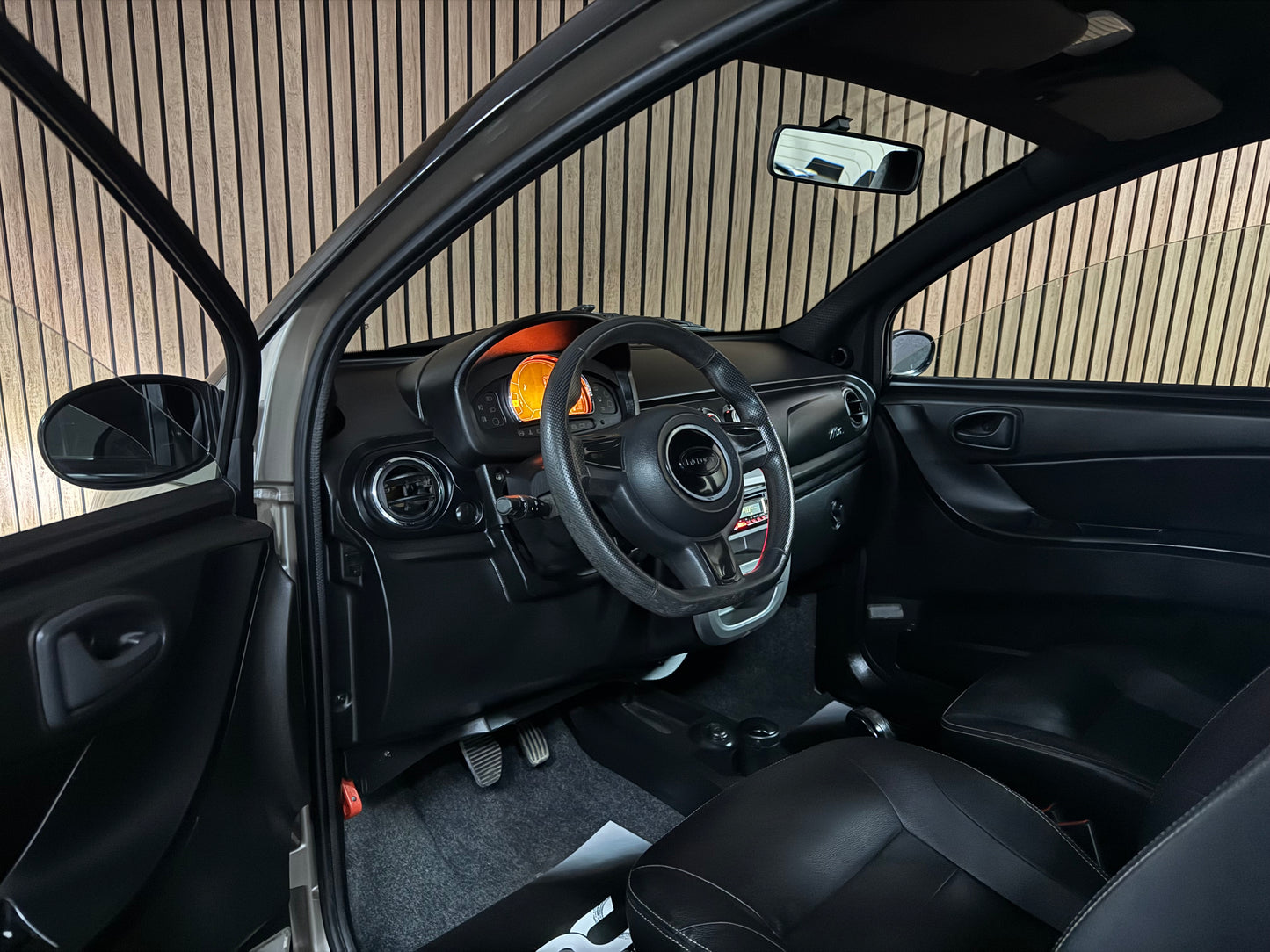 Microcar Mgo Paris | leiser DCI Motor | 45 km/h | Innerhalb 250 KM Kostenlose Lieferung | Mopedauto | Leichtmobile