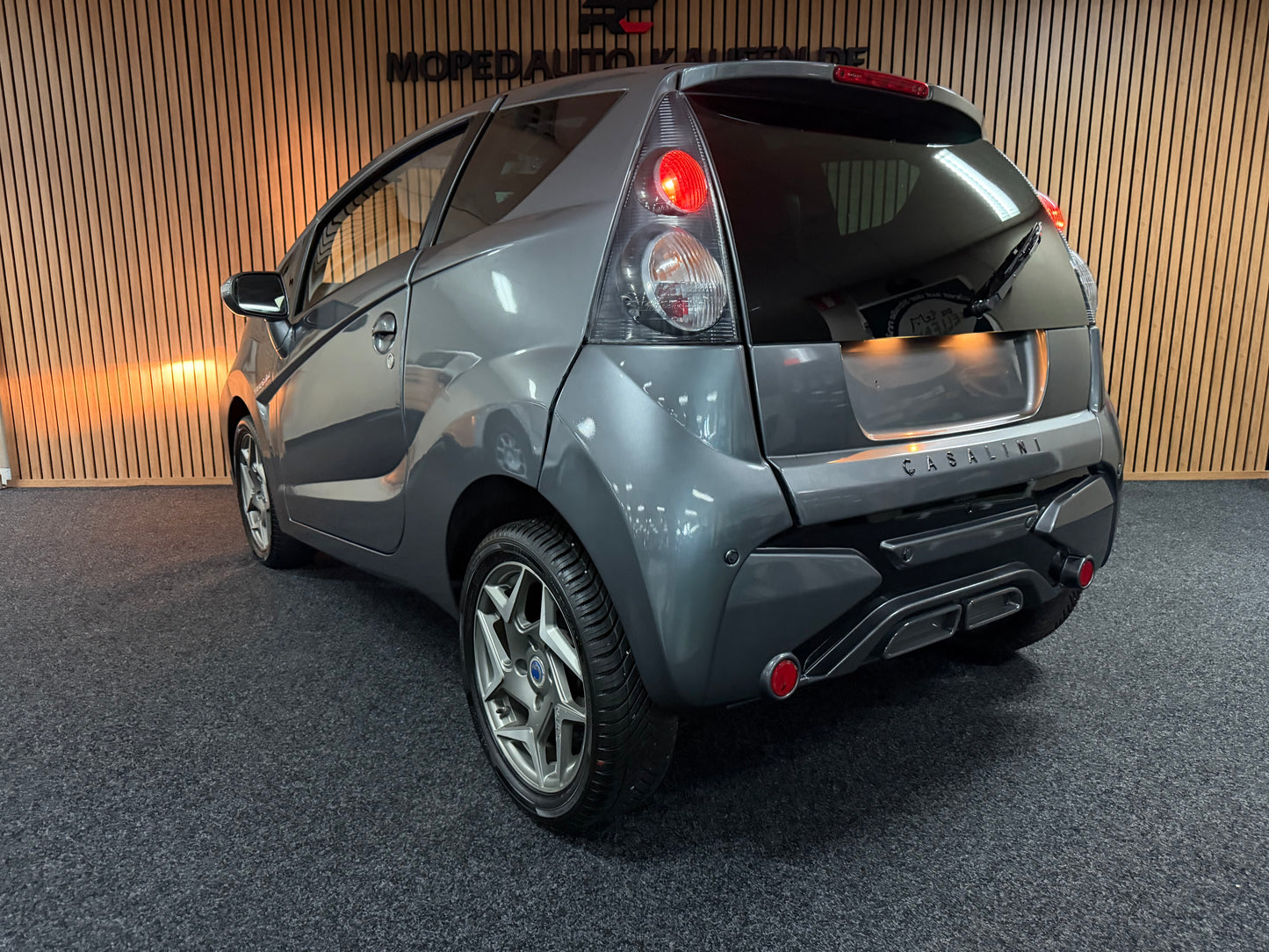 Casalini M20 GrandeSport 550 | 8 PS leiser DCI Motor | Automatische Lichtsteuerung / Regensensor | 45 km/h | Innerhalb 250 KM Kostenlose Lieferung | Mopedauto | Leichtmobile
