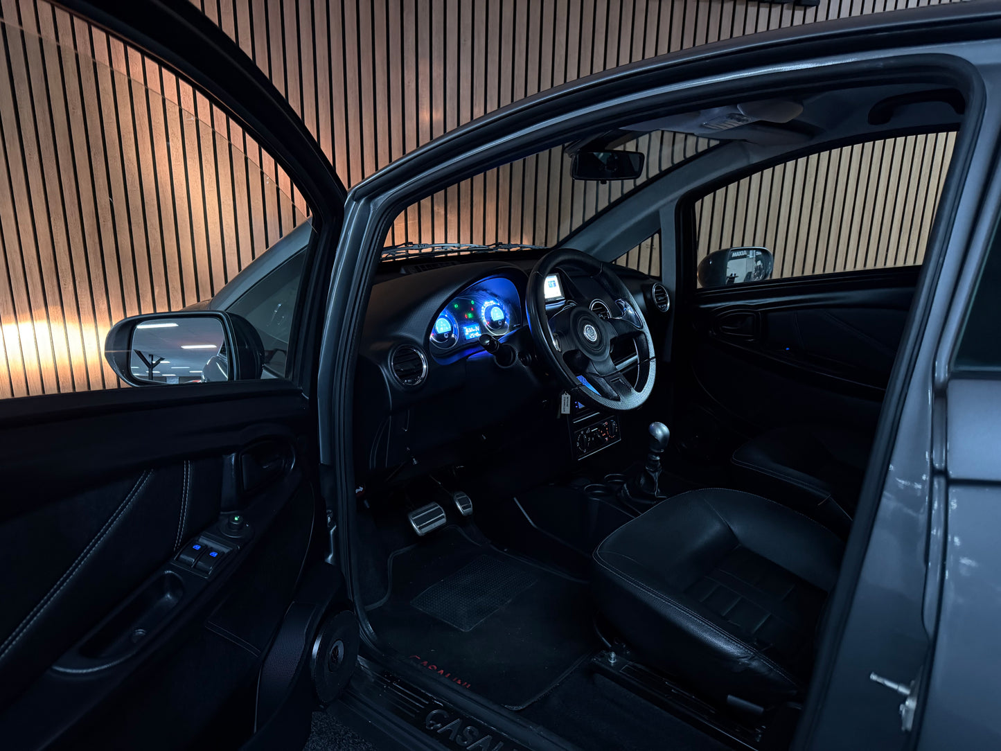 Casalini M20 GrandeSport 550 | 8 PS leiser DCI Motor | Automatische Lichtsteuerung / Regensensor | 45 km/h | Innerhalb 250 KM Kostenlose Lieferung | Mopedauto | Leichtmobile