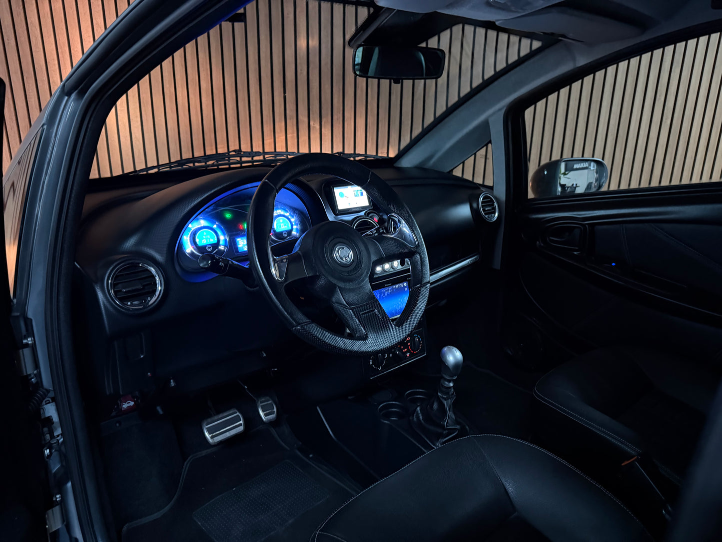 Casalini M20 GrandeSport 550 | 8 PS leiser DCI Motor | Automatische Lichtsteuerung / Regensensor | 45 km/h | Innerhalb 250 KM Kostenlose Lieferung | Mopedauto | Leichtmobile