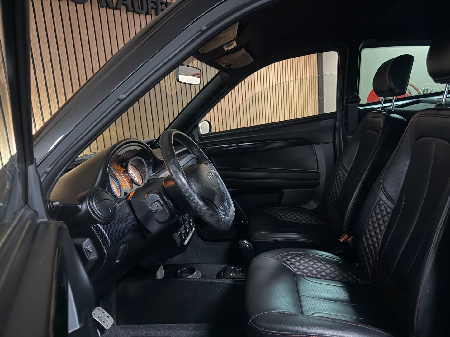 Ligier JS60 Sport Ultimate | Nardo Grau | Servo | 8 PS leiser DCI motor | Rückfahrkamera | Apple Carplay/Android | 45 km/h | Innerhalb 250 KM Kostenlose Lieferung | Mopedauto | Leichtmobile