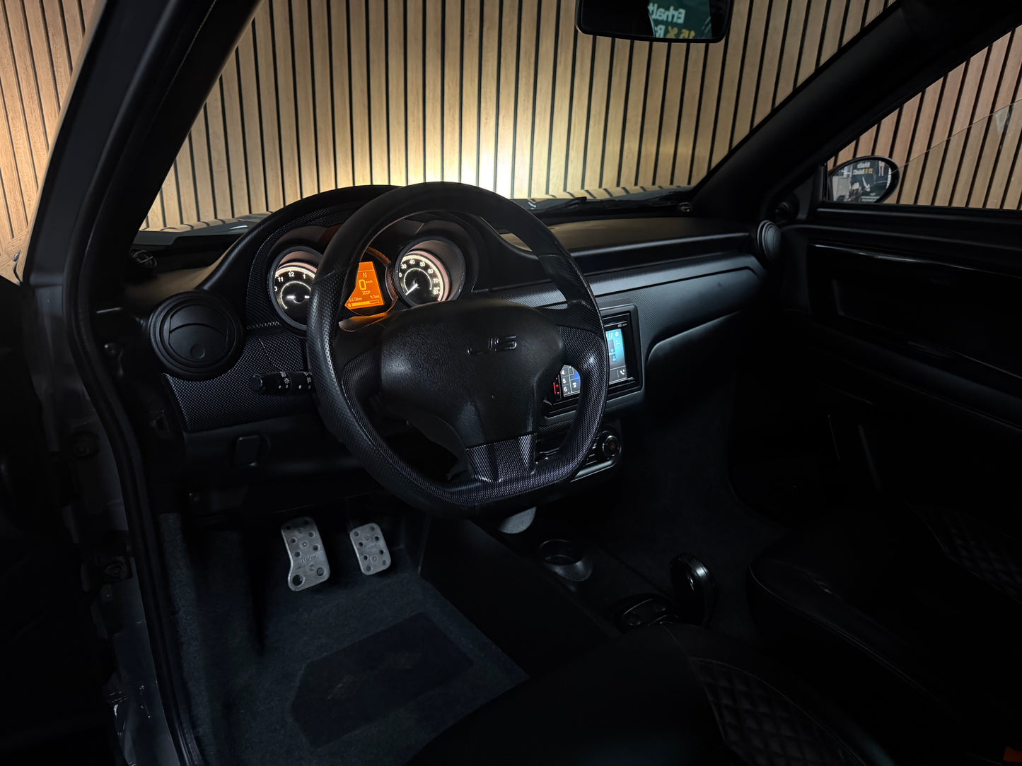 Ligier JS60 Sport Ultimate | Nardo Grau | Servo | 8 PS leiser DCI motor | Rückfahrkamera | Apple Carplay/Android | 45 km/h | Innerhalb 250 KM Kostenlose Lieferung | Mopedauto | Leichtmobile