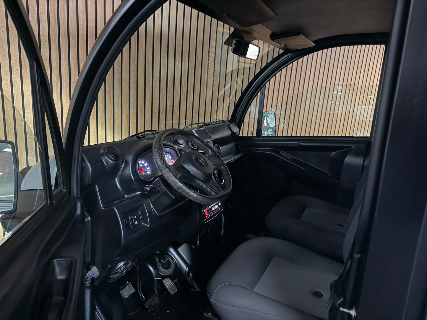 Aixam D-Truck Kastenwagen | 8 PS Kubota Motor | 45 km/h | Innerhalb 250 KM Kostenlose Lieferung | Mopedauto | Leichtmobile