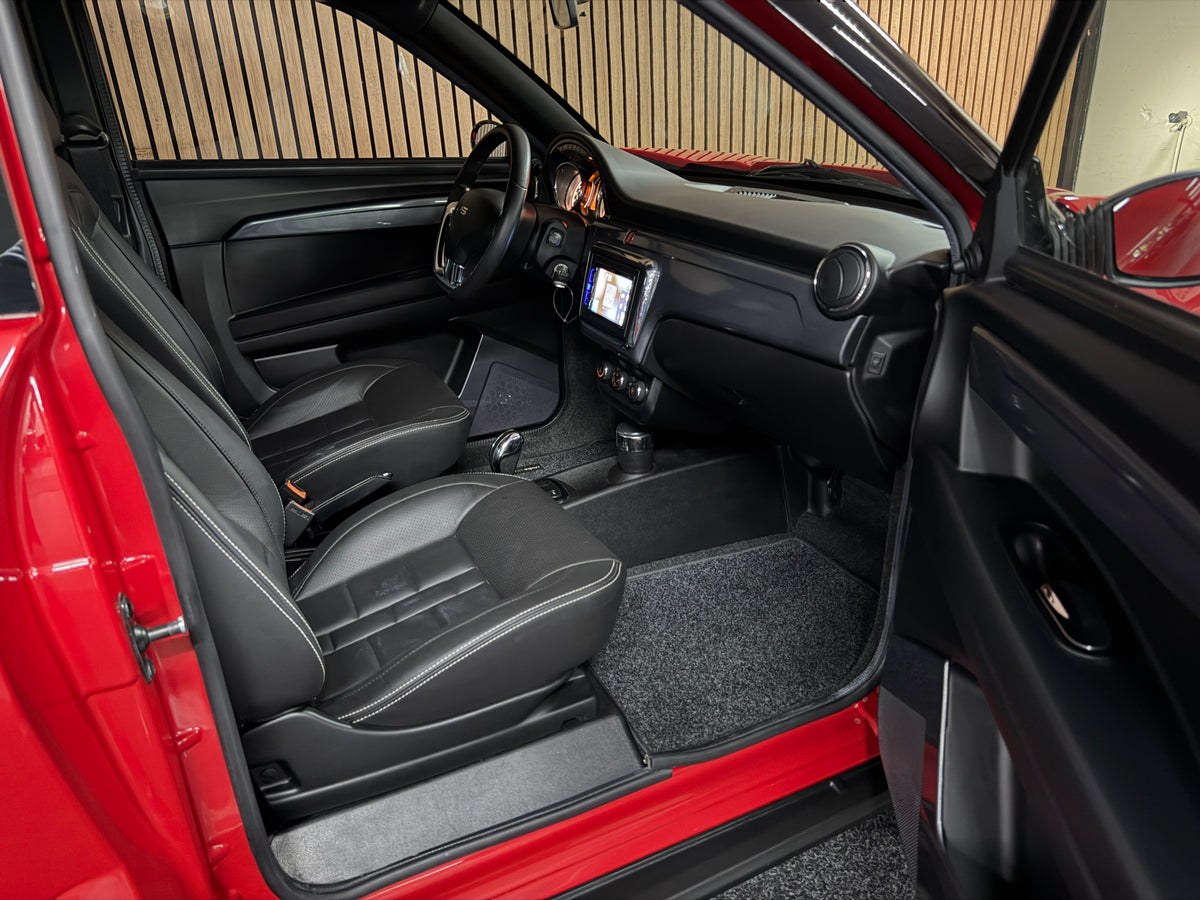 Ligier JS 60 Ultimate Sport Rot | Servo | 8 PS leiser DCI Motor | | Rückfahrkamera | Apple Carplay/Android | 45 km/h | Innerhalb 250 KM Kostenlose Lieferung | Mopedauto | Leichtmobile