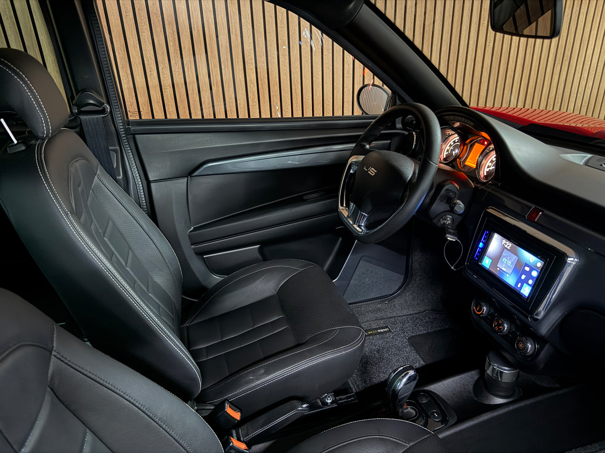 Ligier JS 60 Ultimate Sport Rot | Servo | 8 PS leiser DCI Motor | | Rückfahrkamera | Apple Carplay/Android | 45 km/h | Innerhalb 250 KM Kostenlose Lieferung | Mopedauto | Leichtmobile