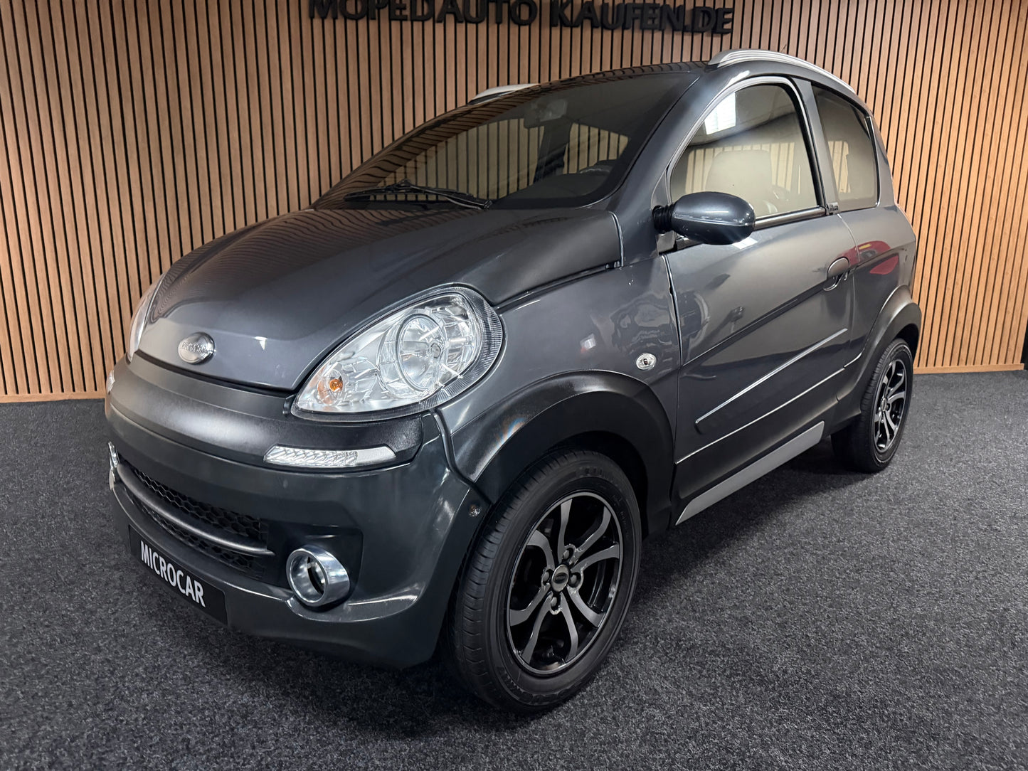 Microcar Mgo Highland | leiser DCI Motor | 45 km/h | Innerhalb 250 KM Kostenlose Lieferung | Mopedauto | Leichtmobile