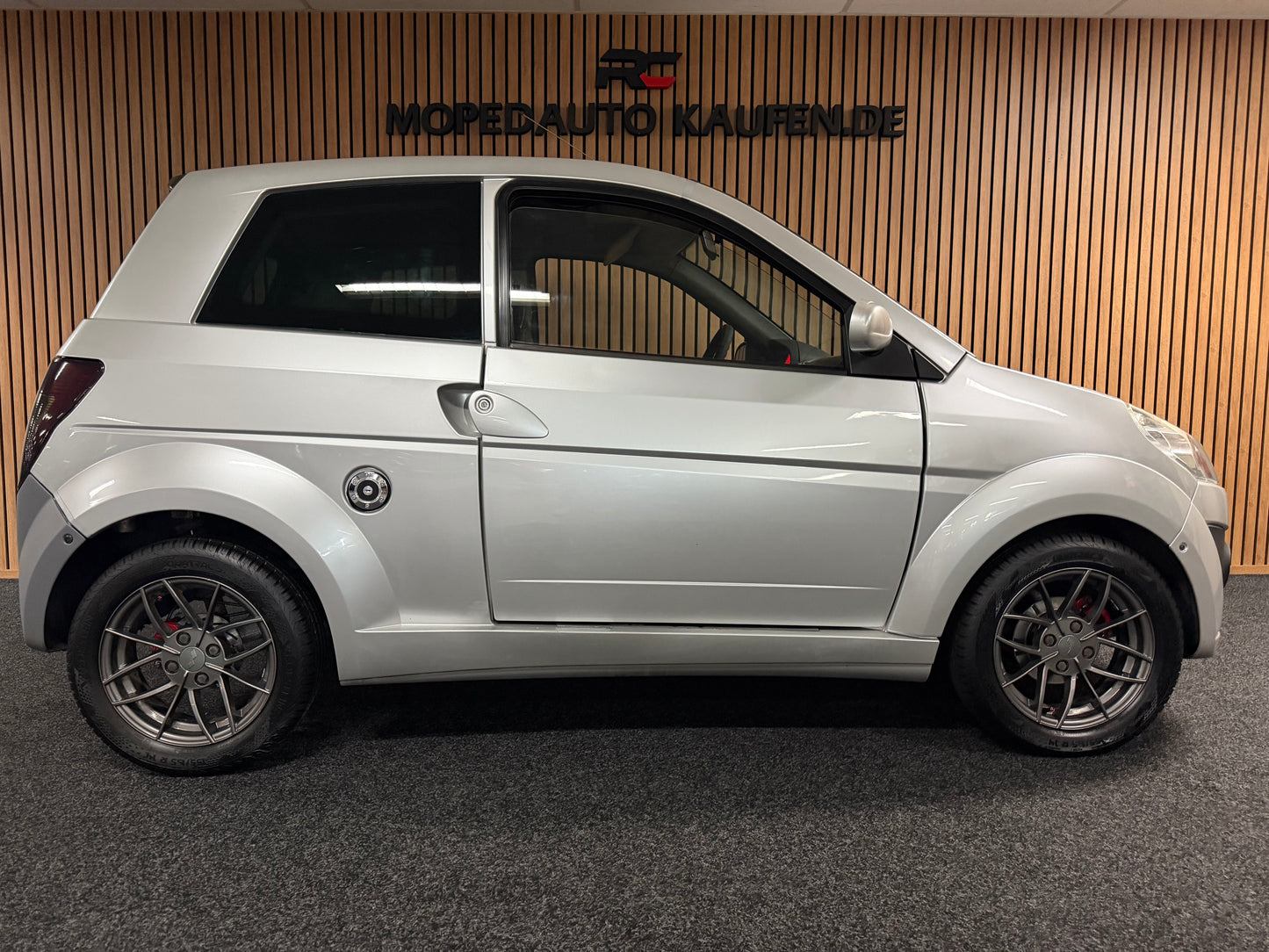 Ligier Ixo Sport | leiser DCI Motor | 45 km/h | Innerhalb 250 KM Kostenlose Lieferung | Mopedauto | Leichtmobile