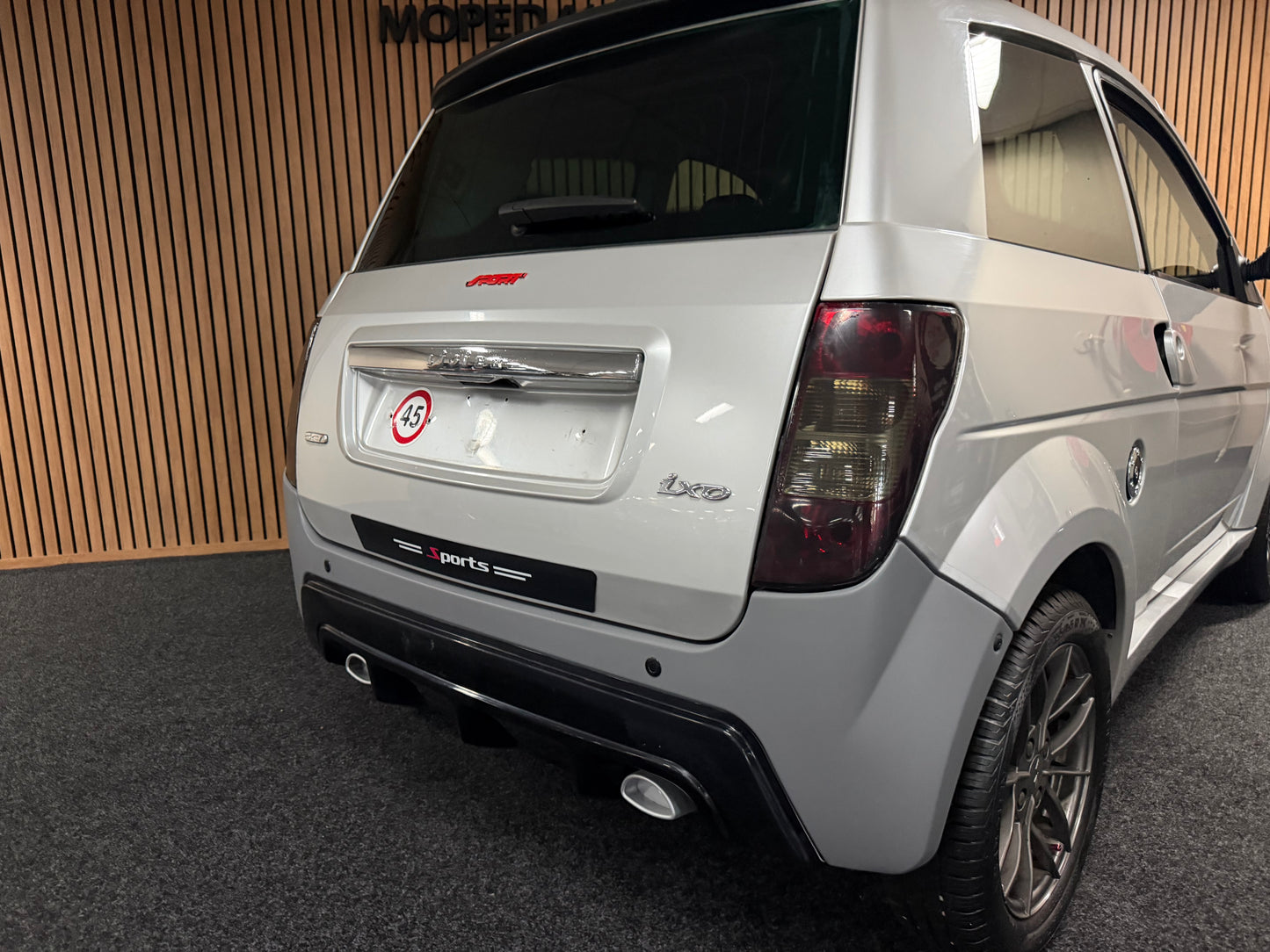 Ligier Ixo Sport | leiser DCI Motor | 45 km/h | Innerhalb 250 KM Kostenlose Lieferung | Mopedauto | Leichtmobile