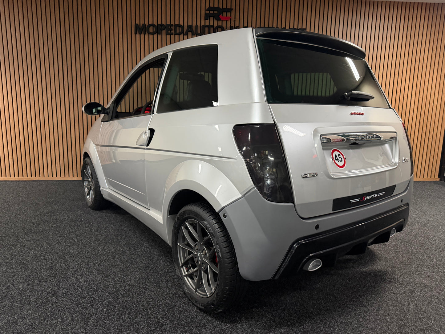 Ligier Ixo Sport | leiser DCI Motor | 45 km/h | Innerhalb 250 KM Kostenlose Lieferung | Mopedauto | Leichtmobile