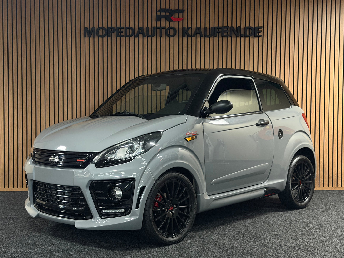 Ligier JS50 Sport Ultimate | Nardo Grau | 8 PS leiser DCI Motor | 45 km/h | Rückfahrkamera | Innerhalb 250 KM Kostenlose Lieferung | Mopedauto | Leichtmobile