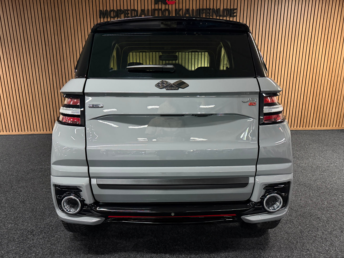 Ligier JS60 Sport Ultimate | Full Option | KLIMA | Servo | Ambilight | Apple carplay 8 PS leiser DCI Motor | 45 km/h | Rückfahrkamera | Innerhalb 250 KM Kostenlose Lieferung | Mopedauto | Leichtmobile