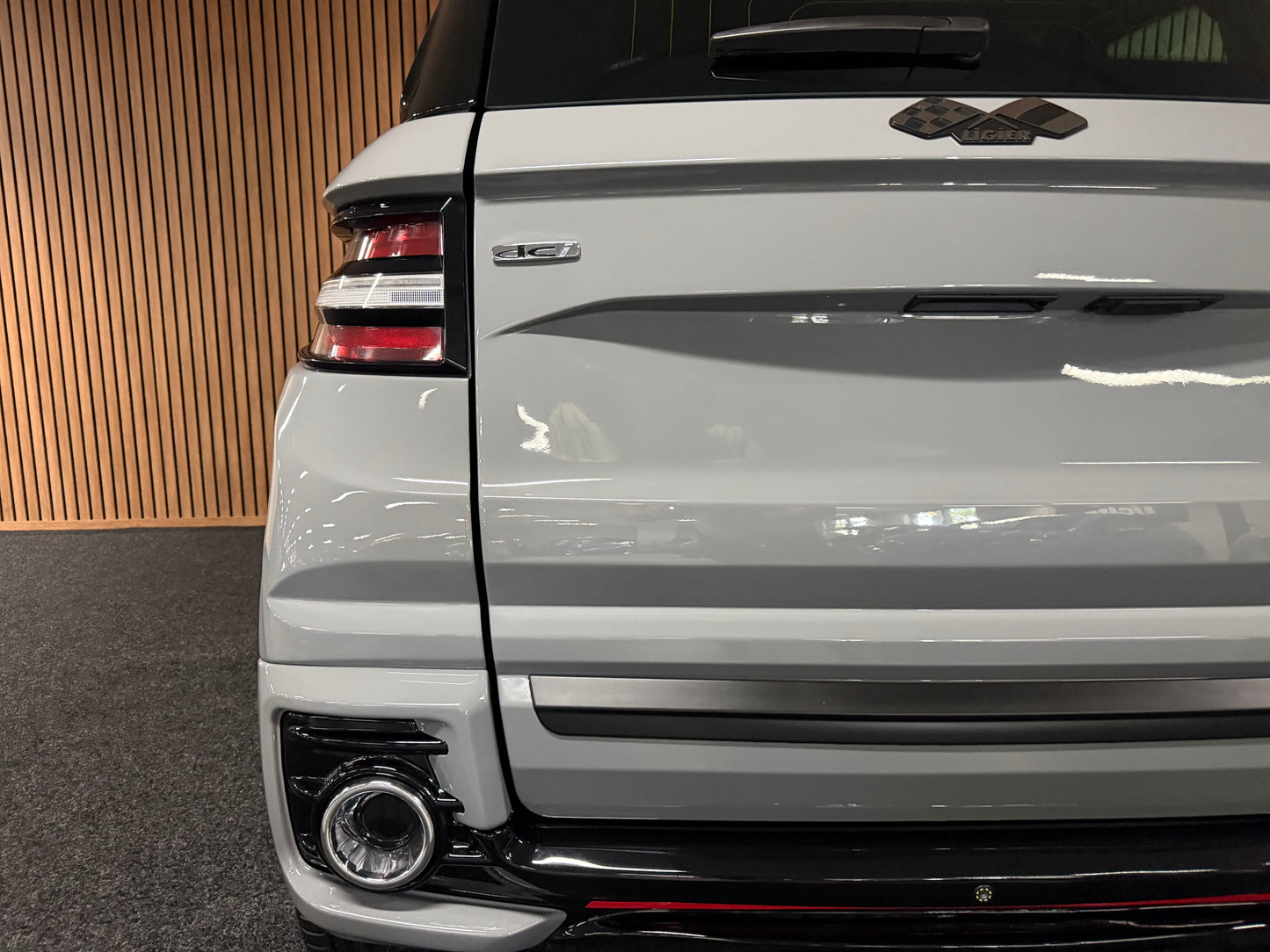Ligier JS60 Sport Ultimate | Full Option | KLIMA | Servo | Ambilight | Apple carplay 8 PS leiser DCI Motor | 45 km/h | Rückfahrkamera | Innerhalb 250 KM Kostenlose Lieferung | Mopedauto | Leichtmobile